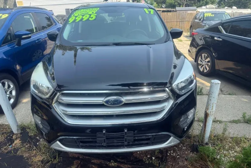 2017 Ford Escape SE photo 1