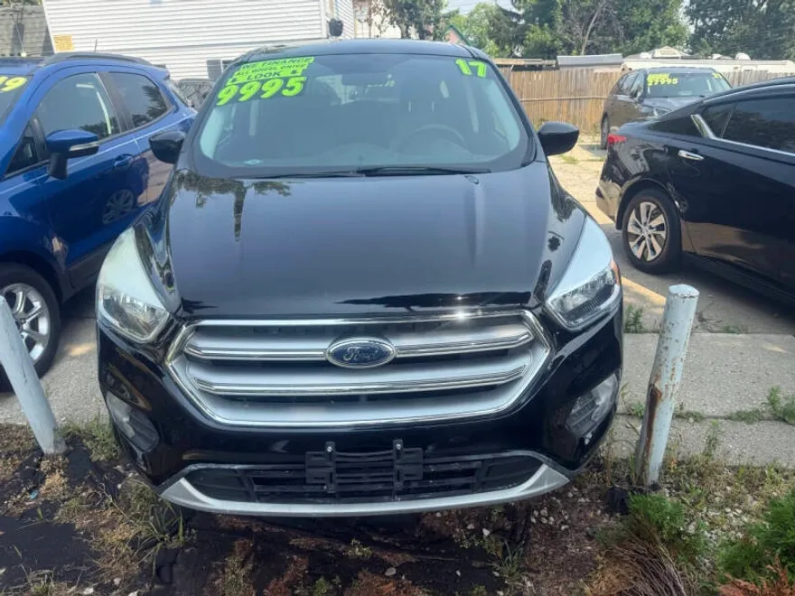2017 Ford Escape SE photo 1