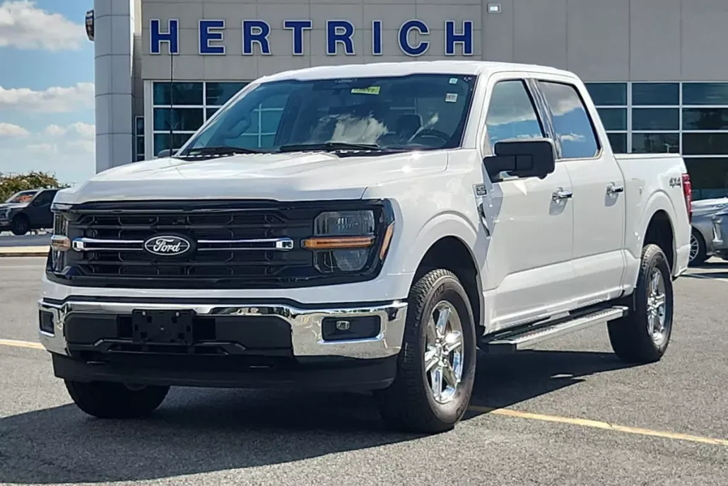 2024 Ford F-150 XLT photo 1