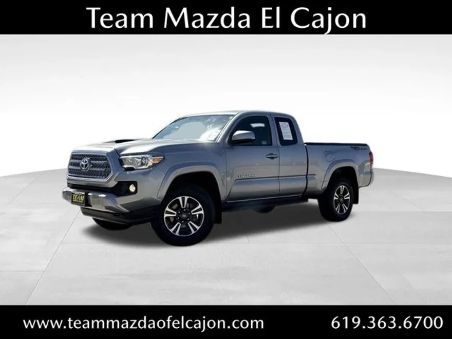2016 Toyota Tacoma SR5 TRD Sport photo 1