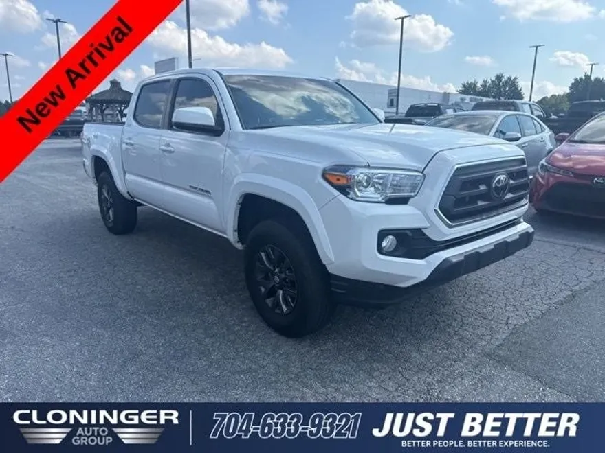 2023 Toyota Tacoma SR5 Double Cab photo 1