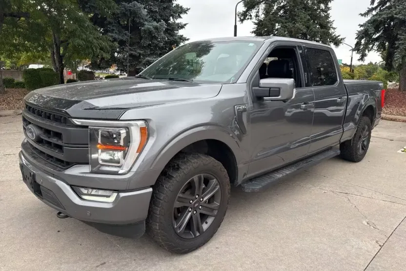 2022 Ford F-150 Lariat photo 1