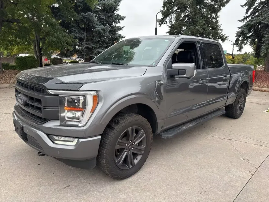 2022 Ford F-150 Lariat photo 1