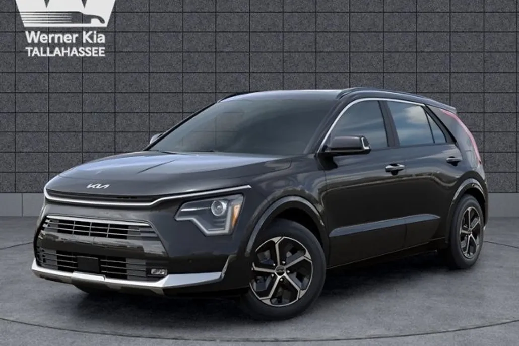 2025 Kia Niro SX photo 1