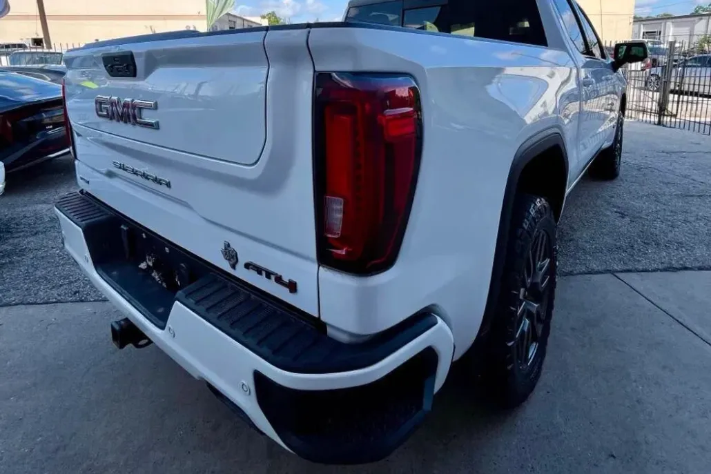 2020 Gmc Sierra 1500 AT4 photo 1