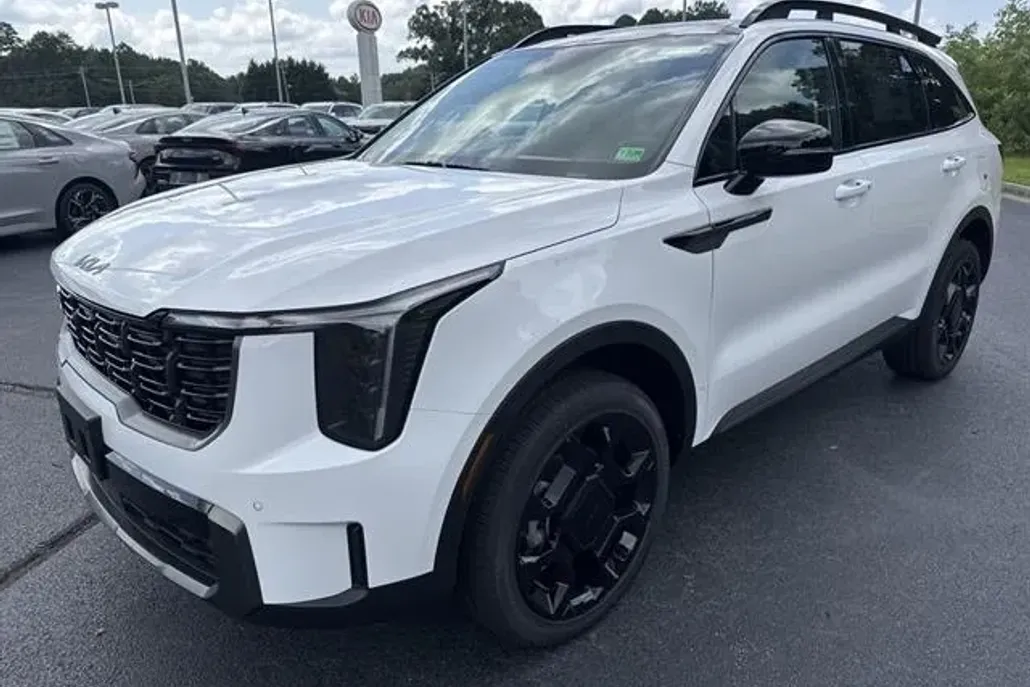 2025 Kia Sorento X-Line EX photo 1