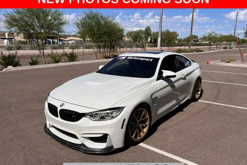 2015 Bmw M4 Coupe photo 1