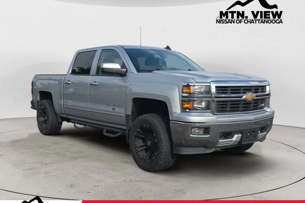2015 Chevrolet Silverado 1500 LT photo 1