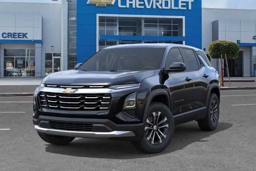 2026 Chevrolet Equinox LT photo 1