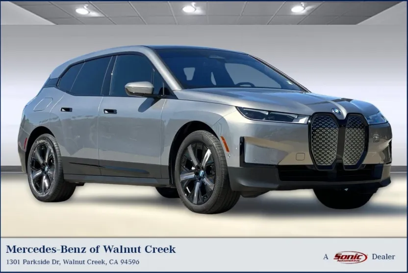 2025 Bmw iX photo 1