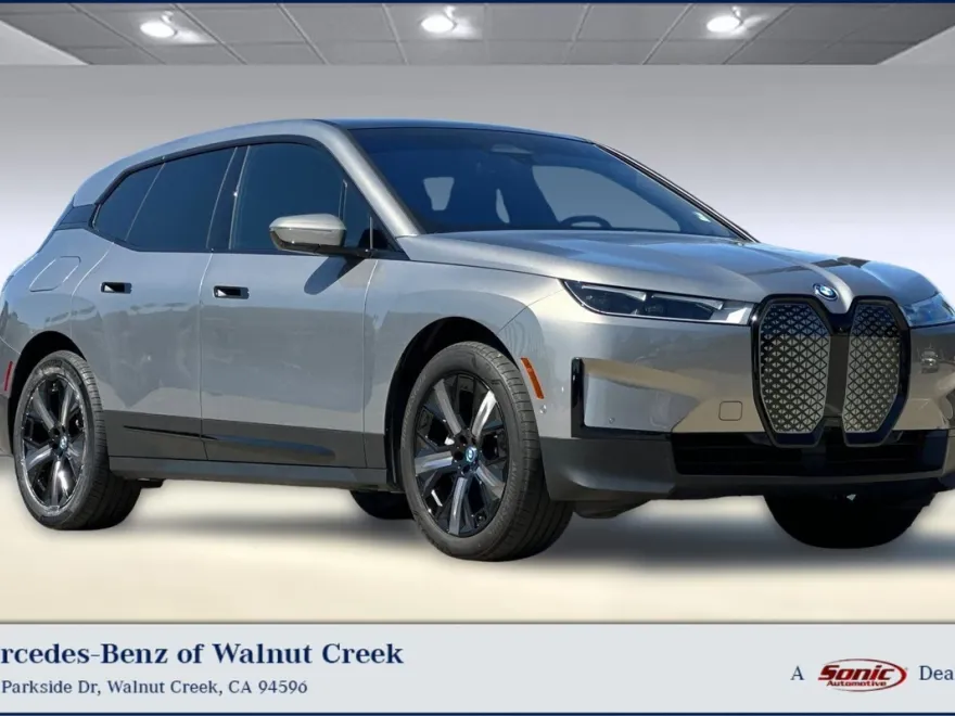 2025 Bmw iX photo 1