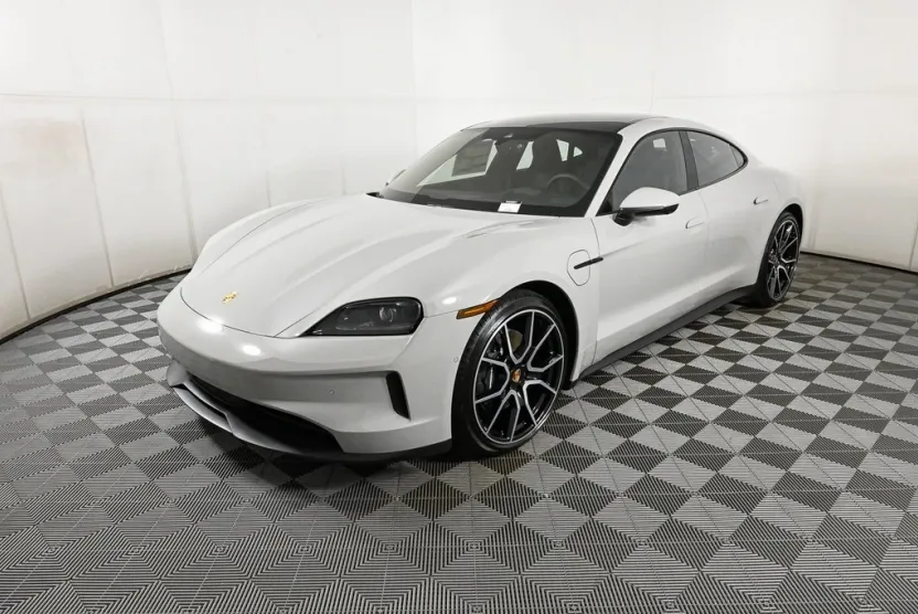 2026 Porsche Taycan 4 photo 1