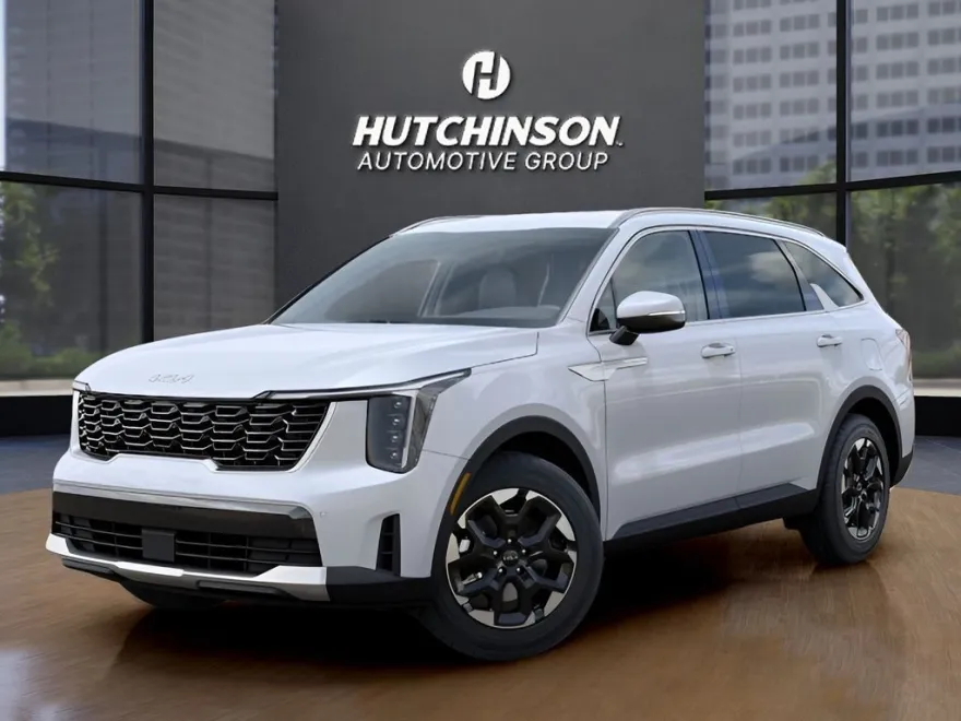 2024 Kia Sorento S photo 1