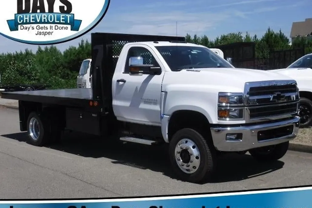 2024 Chevrolet Silverado 5500HD Work Truck photo 1