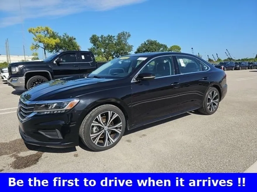 2022 Volkswagen Passat 2.0T SE photo 1
