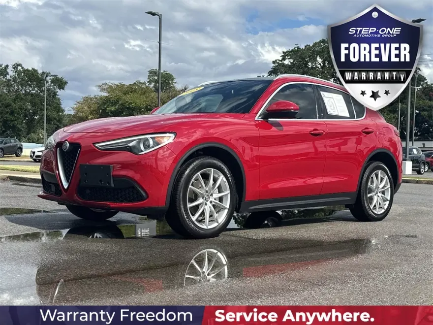 2018 Alfa Romeo Stelvio Ti photo 1