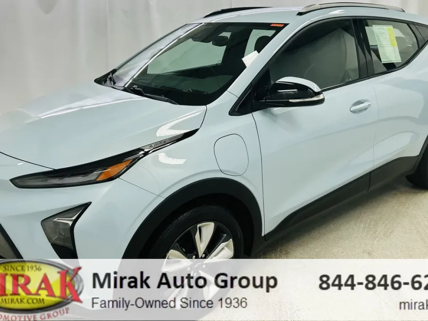 2023 Chevrolet Bolt EUV photo 1