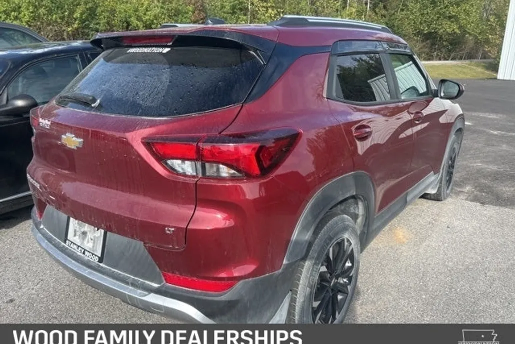 2023 Chevrolet Trailblazer LT photo 1