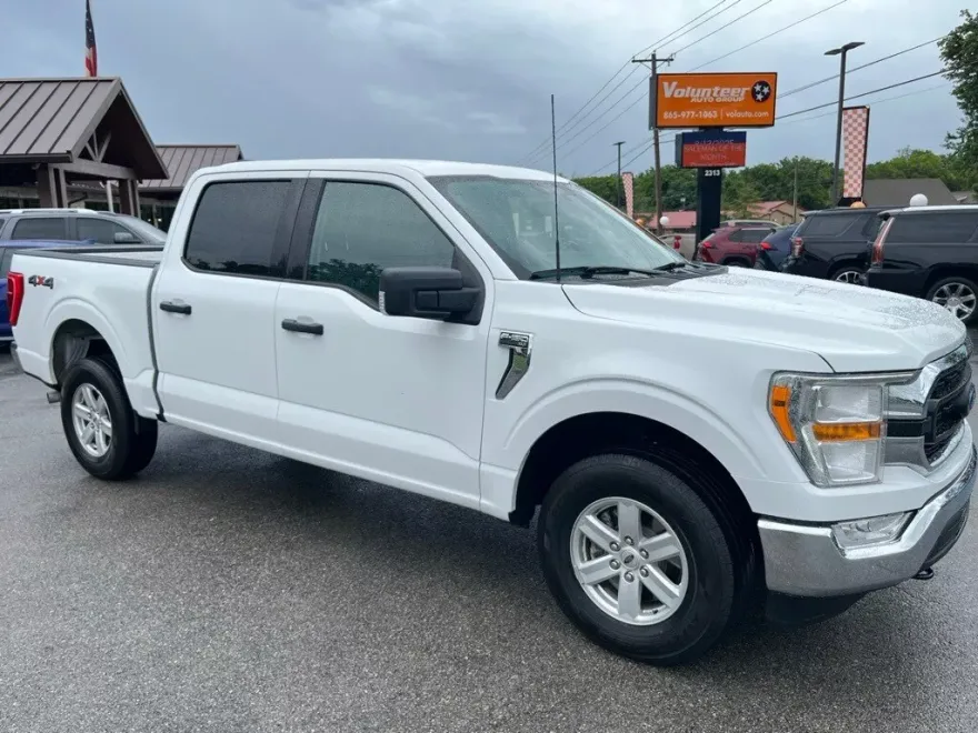 2021 Ford F-150 XLT photo 1