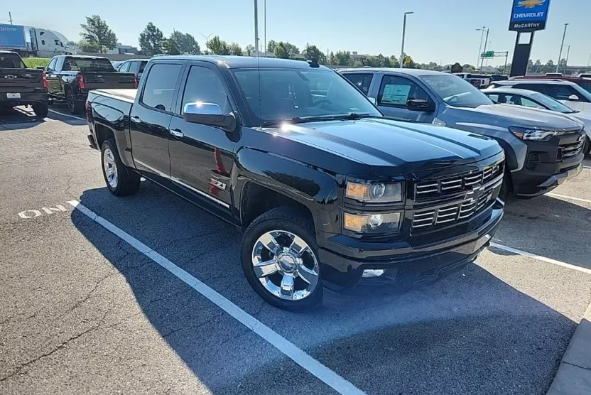2015 Chevrolet Silverado 1500 LT2 photo 1