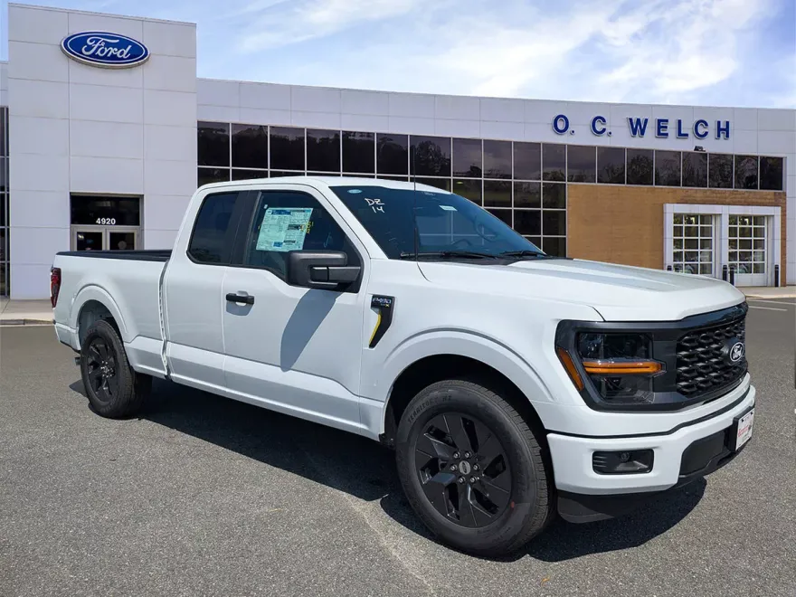 2025 Ford F-150 STX photo 1