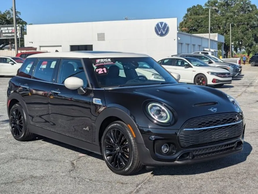 2021 Mini Clubman Base S ALL4 photo 1