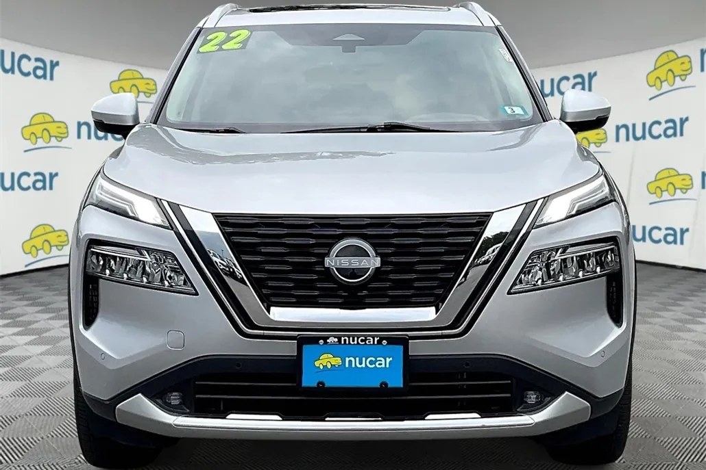 2022 Nissan Rogue Platinum photo 1