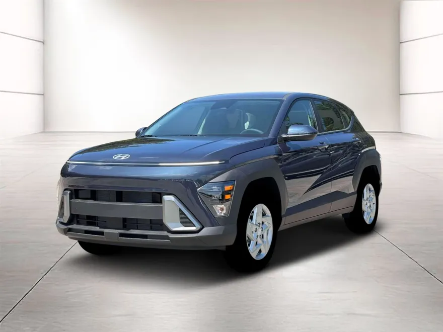 2026 Hyundai Kona SE photo 1