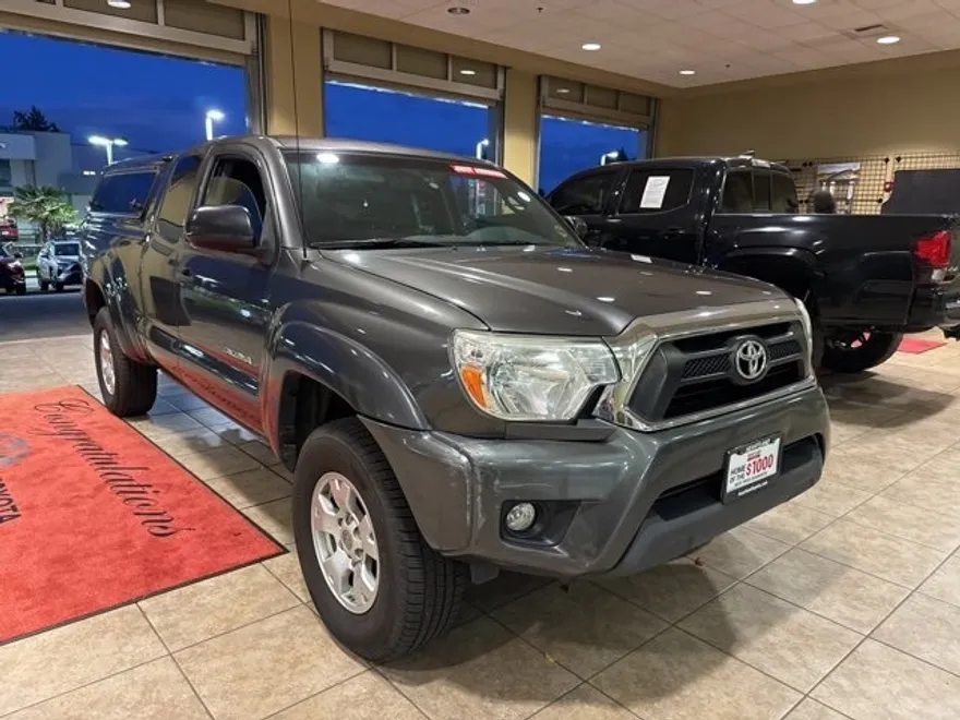 2012 Toyota Tacoma V6 Access Cab 4x4 photo 1