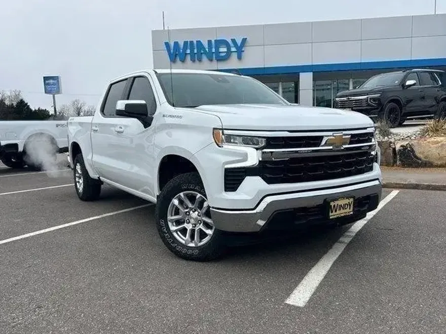 2025 Chevrolet Silverado 1500 LT1 photo 1