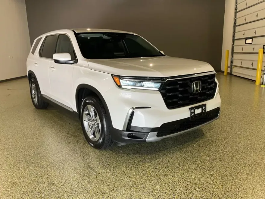 2025 Honda Pilot EX-L photo 1