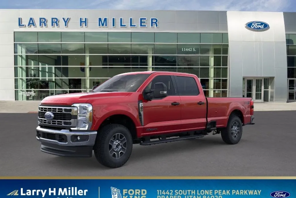 2025 Ford F-350 XLT photo 1