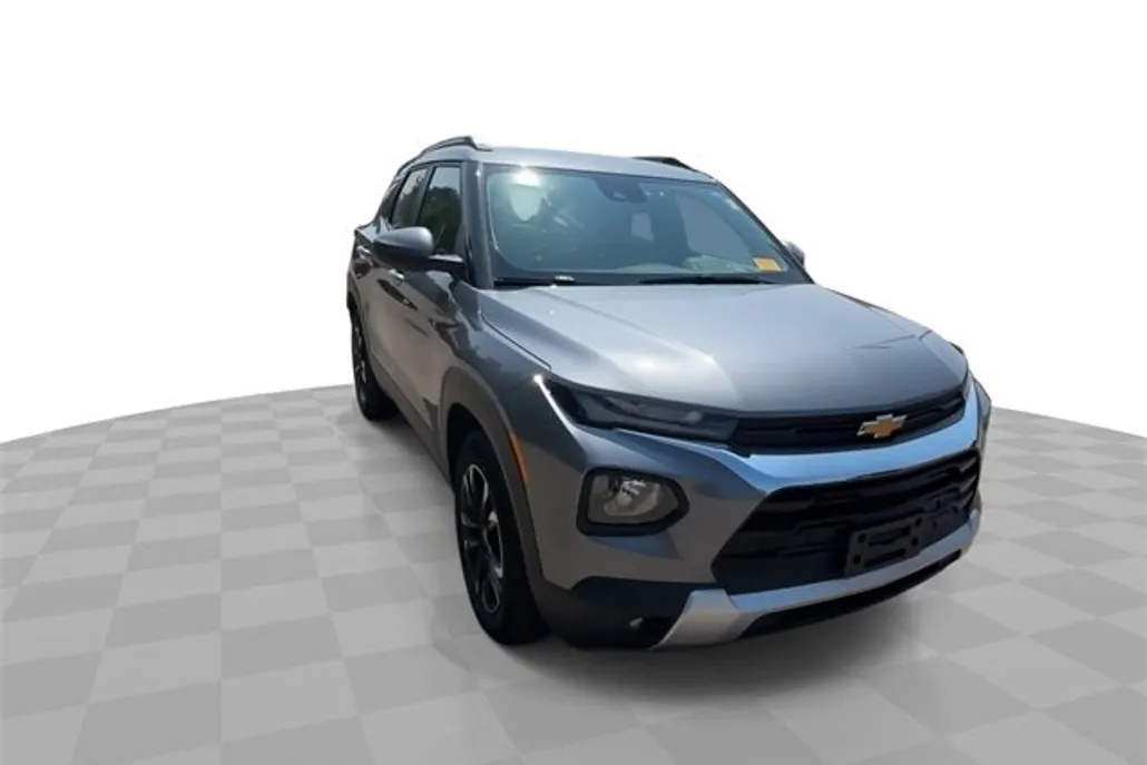 2021 Chevrolet Trailblazer LT photo 1