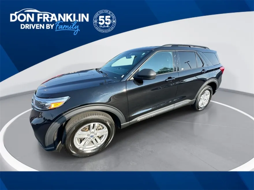 2022 Ford Explorer XLT photo 1