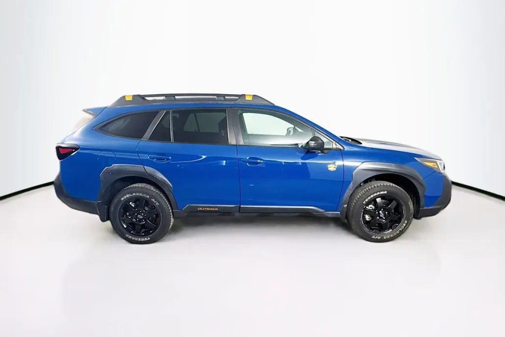 2022 Subaru Outback Wilderness photo 1