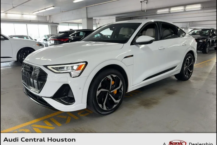 2023 Audi e-tron Sportback S line Premium Plus photo 1