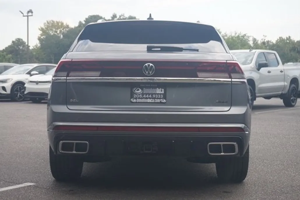 2024 Volkswagen Atlas Cross Sport SEL Premium R-Line photo 1