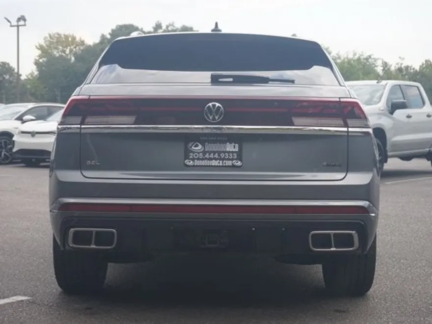 2024 Volkswagen Atlas Cross Sport SEL Premium R-Line photo 1