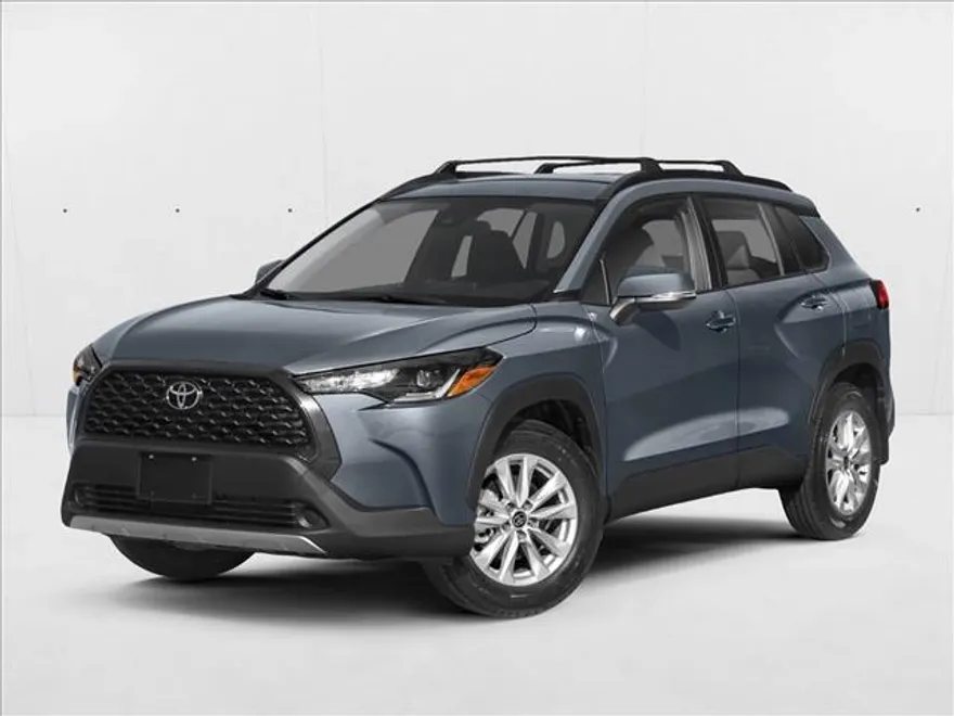 2023 Toyota Corolla Cross LE photo 1