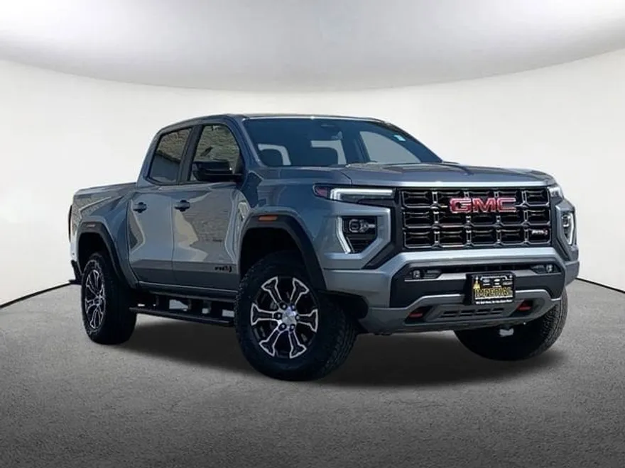 2024 Gmc Canyon AT4 photo 1