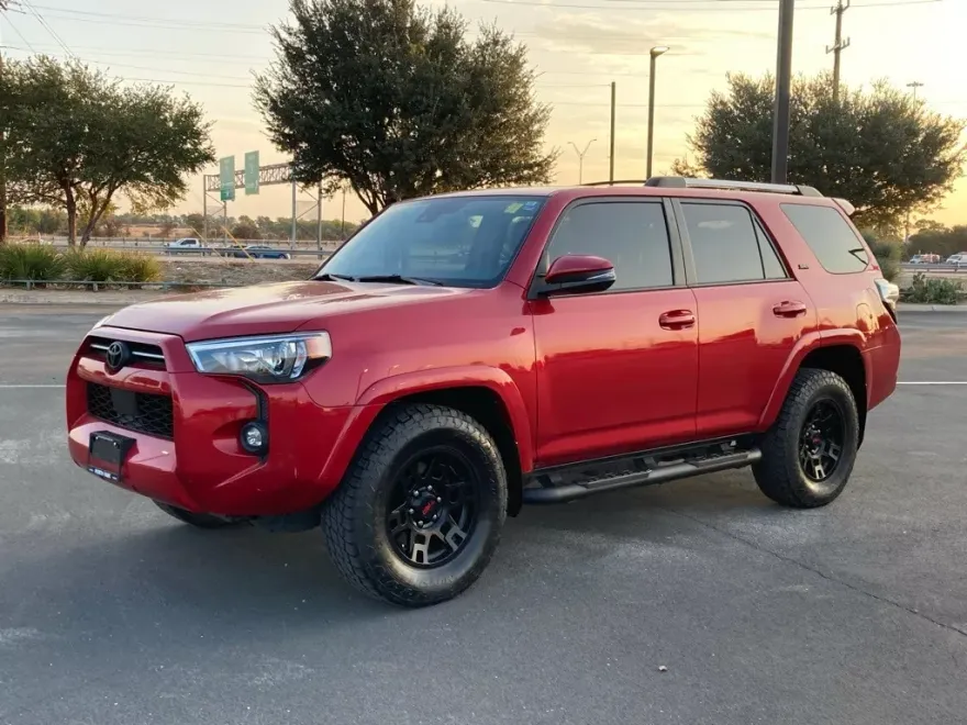 2023 Toyota 4Runner SR5 Premium photo 1