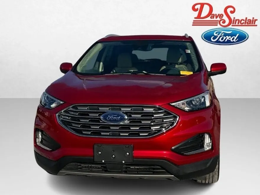 2022 Ford Edge SEL photo 1
