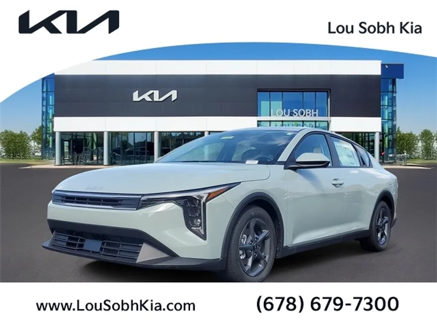 2025 Kia K4 LXS photo 1
