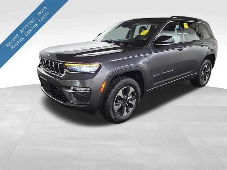 2023 Jeep Grand Cherokee 4xe photo 1