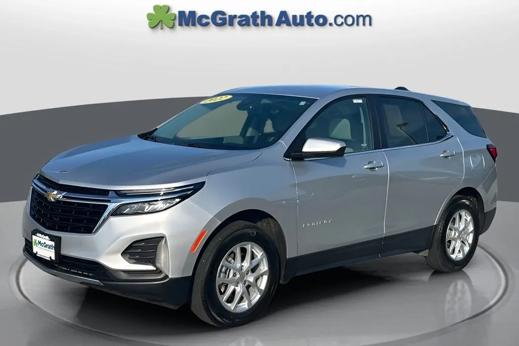 2022 Chevrolet Equinox LT photo 1