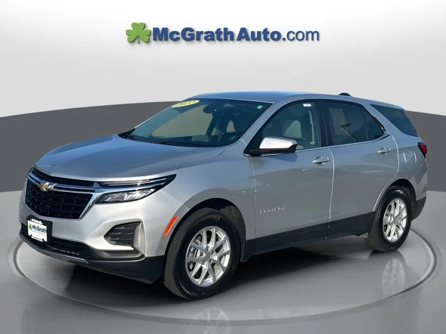 2022 Chevrolet Equinox LT photo 1