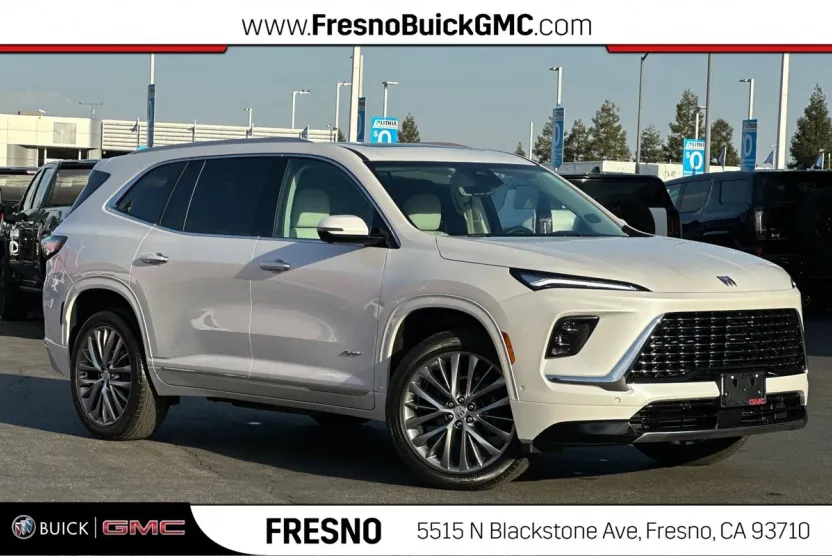 2025 Buick Enclave Avenir photo 1