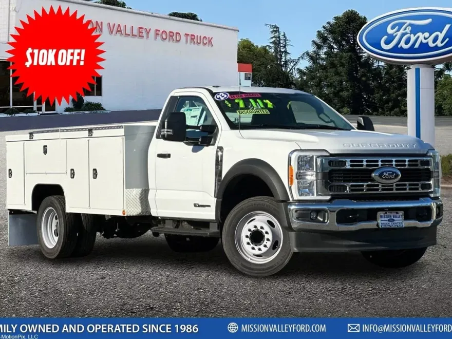 2023 Ford F-450 photo 1