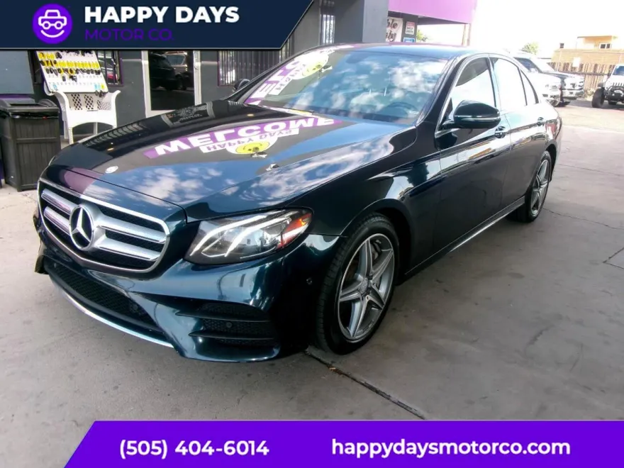 2017 Mercedes Benz E 300 4MATIC photo 1