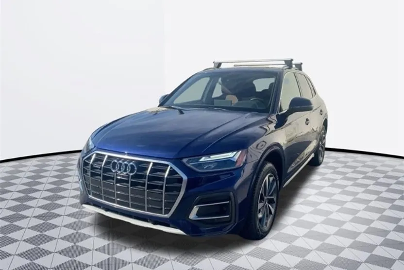 2021 Audi Q5 45 Premium Plus photo 1